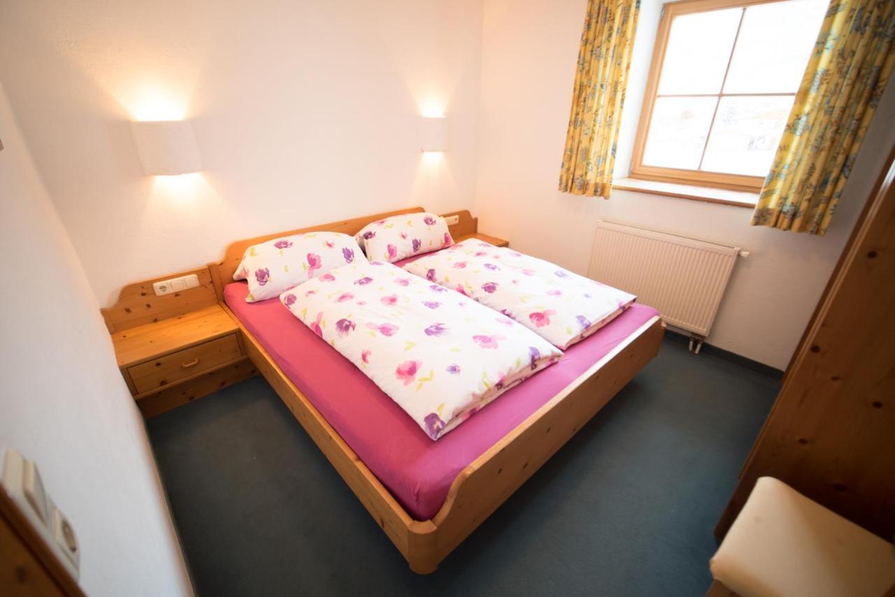 Ferienwohnung Huberhofオーベルンドルフ・イン・チロル エクステリア 写真